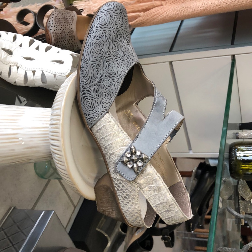 Rieker casual dress shoe Euro sizes 40,41,42